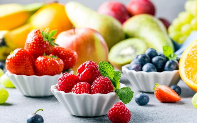减肥不能吃什么水果，减肥应该吃什么样的水果（吃水果有助于减肥）