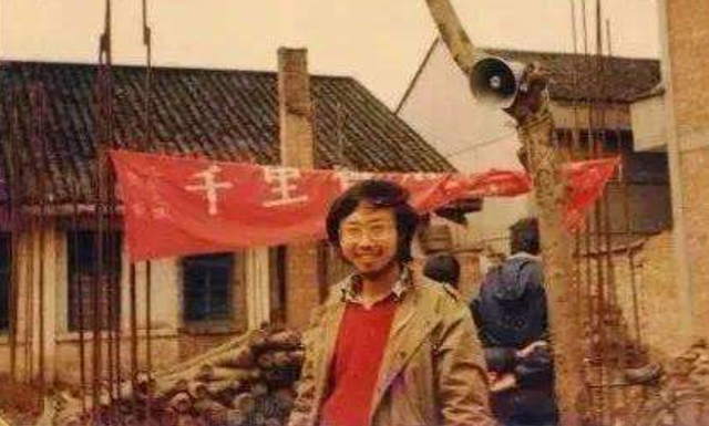 海子为什么卧轨，海子为什么选择卧轨（挚友为其整理诗稿时也突然离世）