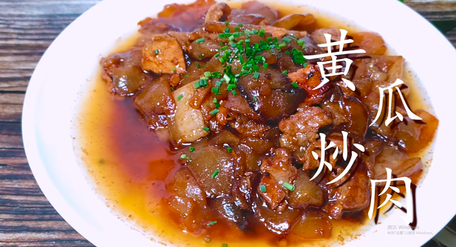 老黄瓜怎么做好吃，老黄瓜怎么做好吃鸡蛋（黄瓜这样做太下饭了）