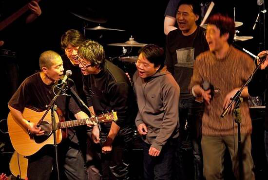 高晓松评价李志,高晓松评论李志(落难时老狼雪中送炭10万)