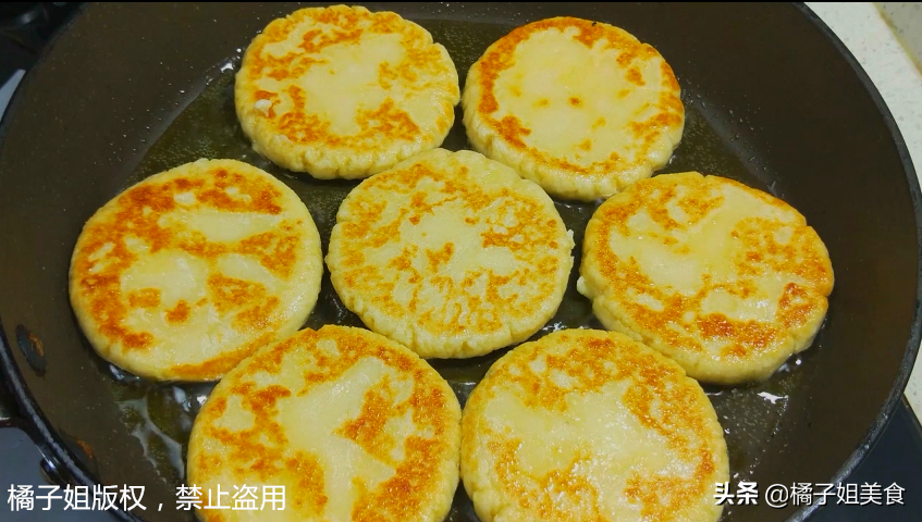 圖片[6]-【黃豆紅糖糯米餅】做法步驟圖 非常美味 吃一次就會(huì)喜歡上-起舞食譜網(wǎng)