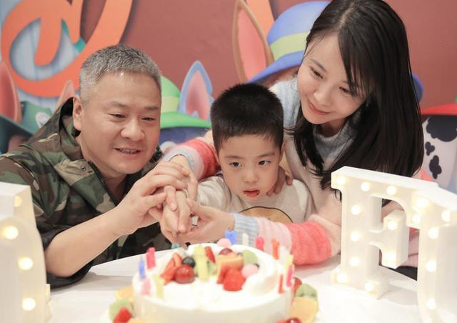 抛弃小23岁杨若兮，刘威现况（被大23岁刘威抛弃后）