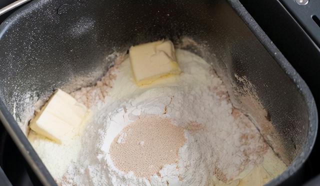 面包机哪个牌子好，面包机哪个牌子比较好（自动面包机的选购指南及推荐）