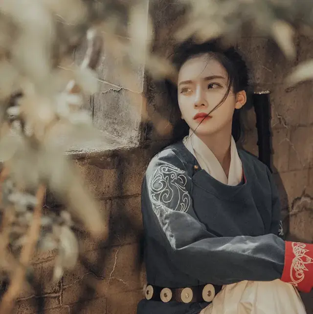 星河滚烫你是人间理想什么意思，星河滚烫你是人间理想是什么意思（星河滚烫，你是人间理想）