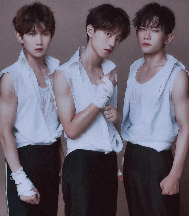 易烊千玺出道时间，易烊千玺出道时间天数（易烊千玺到底经历了什么）