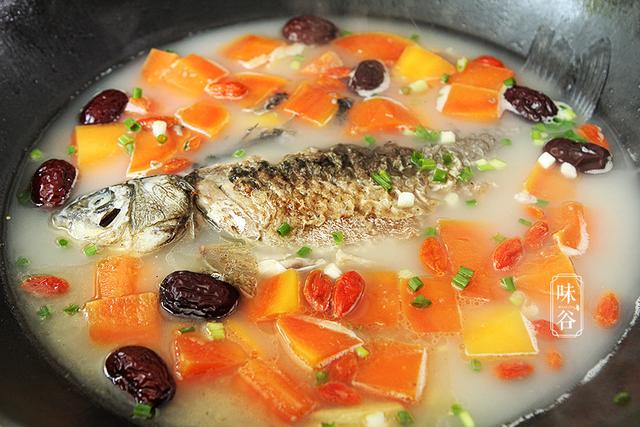 木瓜猪骨汤的做法，木瓜猪骨汤的做法视频（秋天皮肤易干燥）