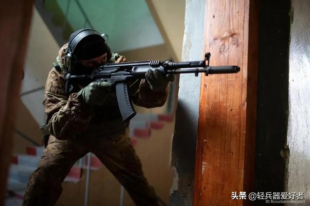 俄罗斯kord大口径狙击步枪，与AK-15步枪一同被特种部队采用