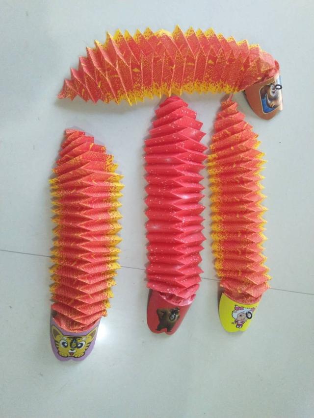 如何用纸做简单的可以打皮筋的枪，如何用纸做一个皮筋枪（这些80后的玩具你玩过几样）