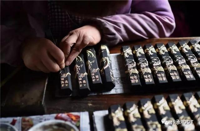 怎样用墨块调制成墨汁，墨汁如何调制而成（墨——书法和国画的亲娘）