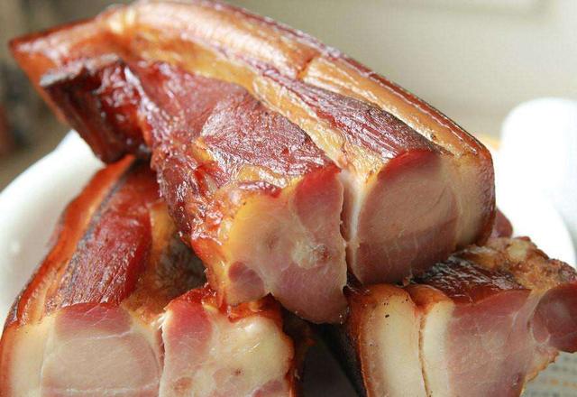 火腿和腊肉的区别，金华火腿和腊肉一样吗（最受欢迎的4种“腊肉”）