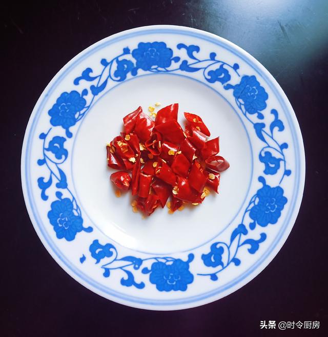 荞头怎么炒好吃，炒荞头的做法（4步骤10分钟）