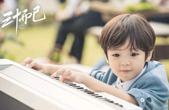 二十不惑演员表小卷，二十不惑演员小卷（一个混血娃一个东北娃）