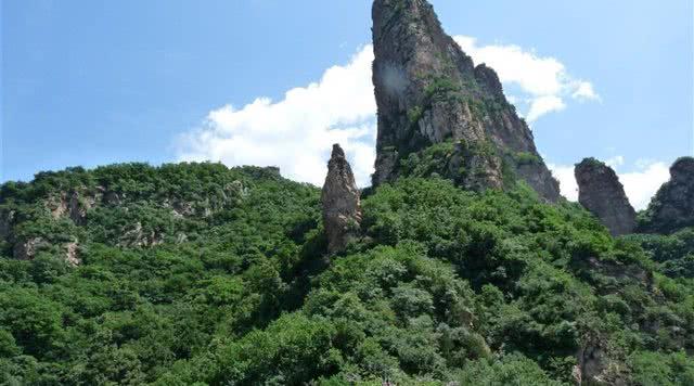 獾猪是几级保护动物，獾油治疗痔疮有奇效（北京市有瀑布的3A级景区推荐）