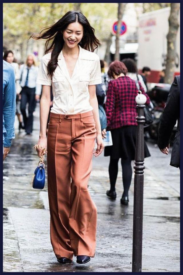 面试穿什么衣服，公务员面试穿什么衣服合适（恭喜您离年薪百万又近了一步）