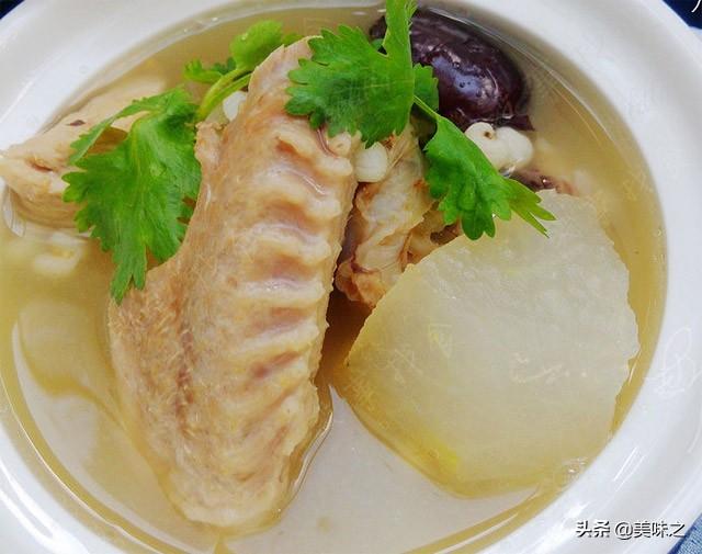 鸭汤怎么炖好喝又营养，笋干老鸭汤怎么炖好喝又营养（13道滋补养气老鸭汤）