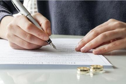 诉讼离婚原告开庭陈述范文（离婚诉讼书怎么写）