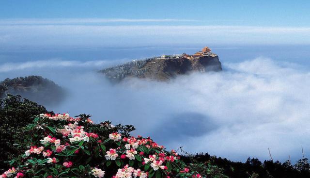 峨眉山有哪些好玩的，峨眉山旅游攻略（四川峨眉山攻略）