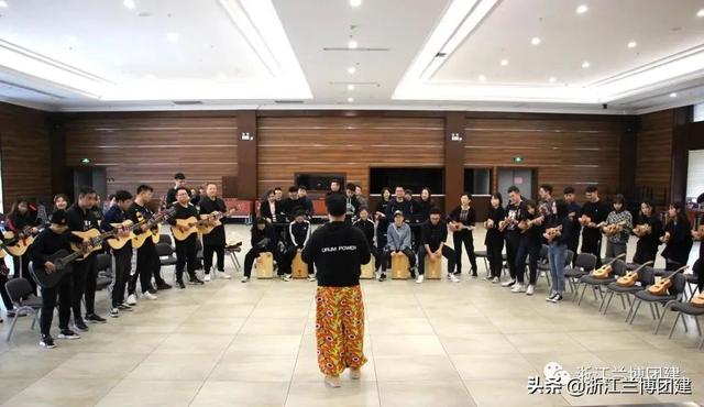 团建项目有哪些，在宿舍的团建项目有哪些（最适合秋天的五大团建项目）