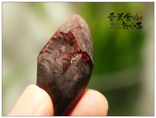 乌榄（乌榄炭），潮汕人爱吃的“杂咸”（工艺乌榄种类）