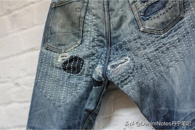 补裤子破洞的方法，怎样修补裂开的裤子缝（简单的针线活就能让破烂的牛仔裤焕然一新）