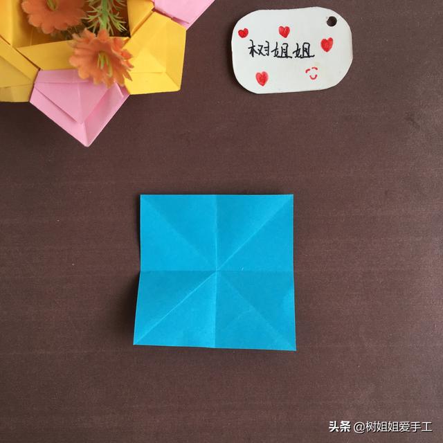 折纸双菱形教程，折纸双菱形教程简单（既简单又好看的菱形八角之花的制作方法）
