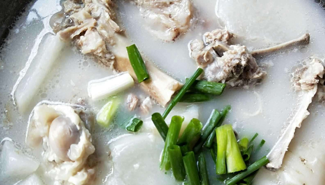 羊棒骨的做法与配料，清炖羊骨头的家常做法（羊骨棒5种最好吃的做法）