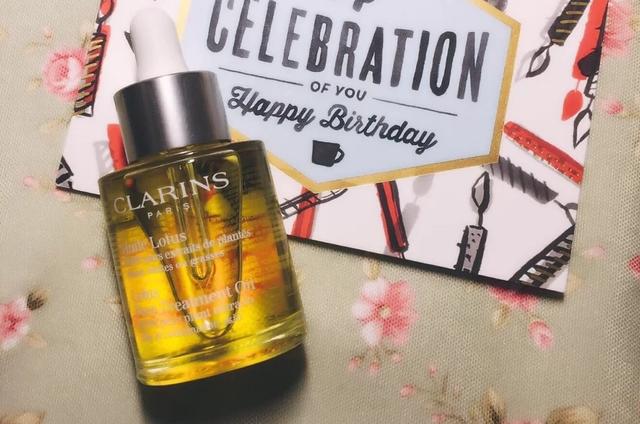 霍霍巴油适合什么年龄段.，霍霍巴油贵吗（4款适合秋冬的“贵价”精华油）