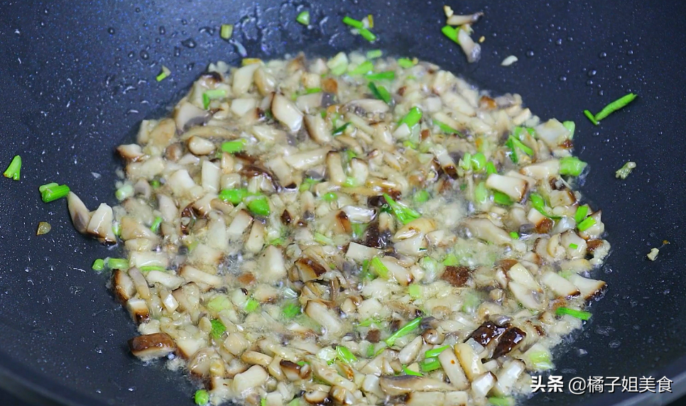 图片[4]-豆腐香菇口菇家常菜 口感鲜美 做法超简单-起舞食谱网