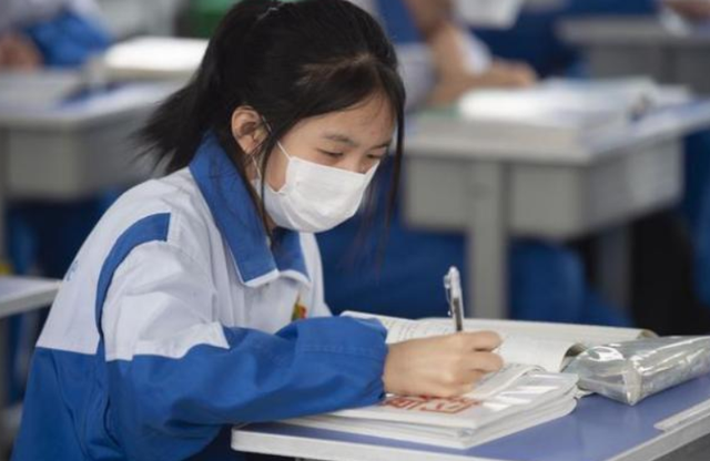 新高考最好拿分的三科，新高考选课选什么好（新高考“受欢迎”选科组合）