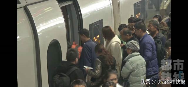 北京到上海高铁时刻表，北京到上海高铁时刻表查询（北京上海方向开行夜间高铁）