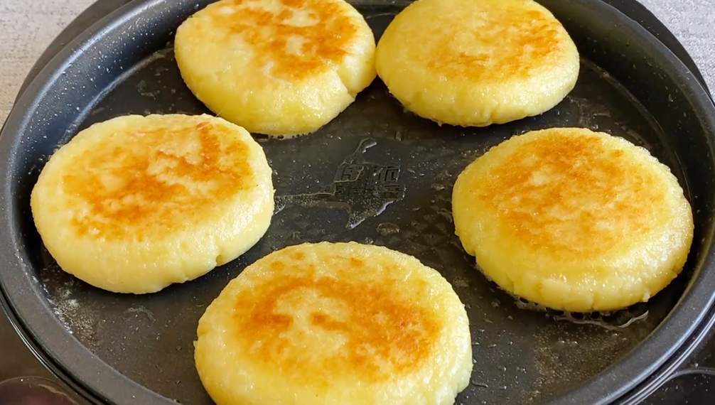 圖片[4]-【土豆芝士餅】做法步驟圖 軟糯香甜又拉絲-起舞食譜網(wǎng)