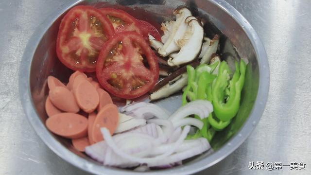 披萨的家常做法，披萨的家常做法窍门（配料与技巧都告诉您）