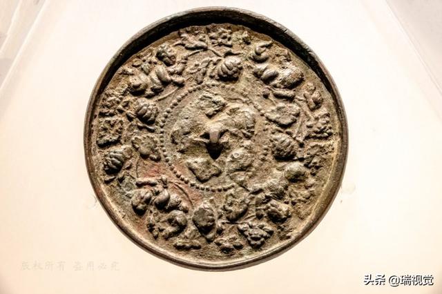 唐代铜镜拍卖价格，唐代铜镜拍卖价格北京正规的拍卖行（古代铜镜：早已照不出人脸了）