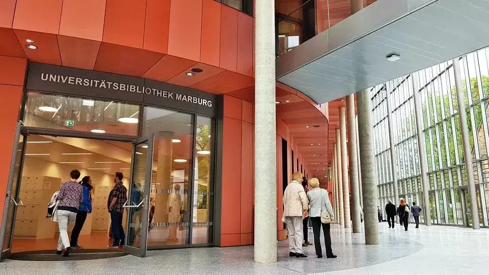 马尔堡大学(马尔堡大学在哪里)