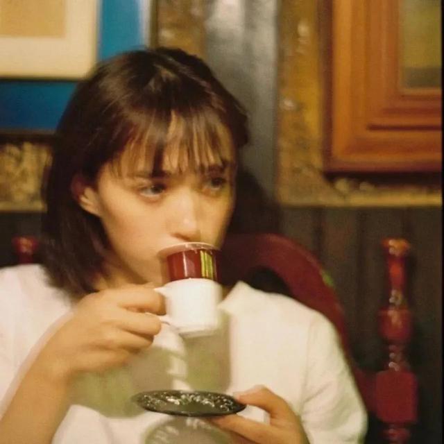 模糊头像  了解一下？微信，模糊头像  了解一下（氛围感模糊头像）