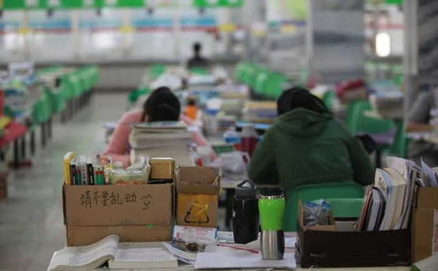 大一挂科的后果，大一挂科的后果严重还大三挂科严重（大学挂科的5个“严重后果”）