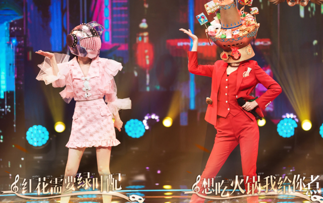 春晚假唱是谁，春晚假唱是谁唱的（舞台还给歌手和喜剧演员）