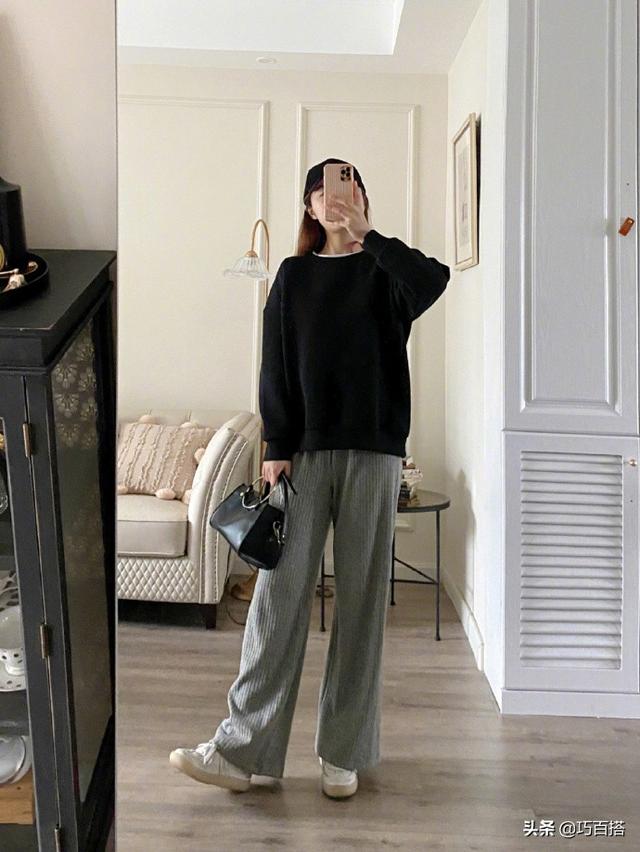 灰色裤子配什么上衣，灰色直筒裤搭配什么上衣（灰色阔腿裤才是真时髦）