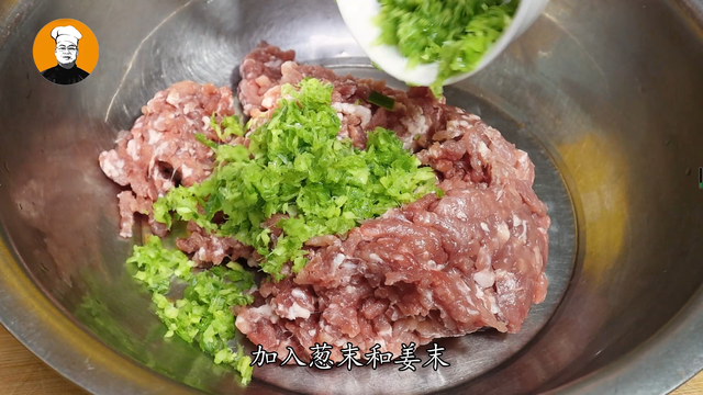 如何做蒸饺的教程视频，饺子怎么包好看又简单（牢记“3放2不放”）