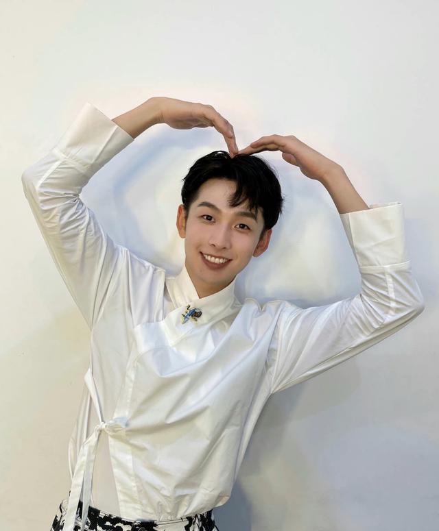 天天向上张国立，天天向上张国立姚晨是哪一期（湖南主持接班人亮相《天天向上》）