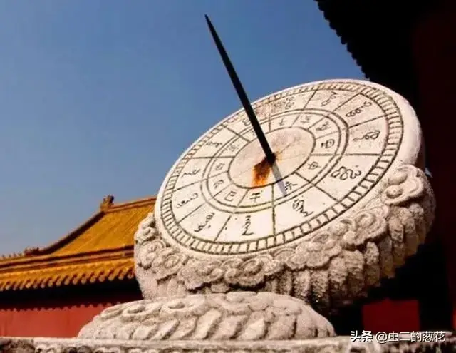 午时三刻是什么时间，午时三刻是11点45还是12点45（午时三刻是现在的几点你知道吗）