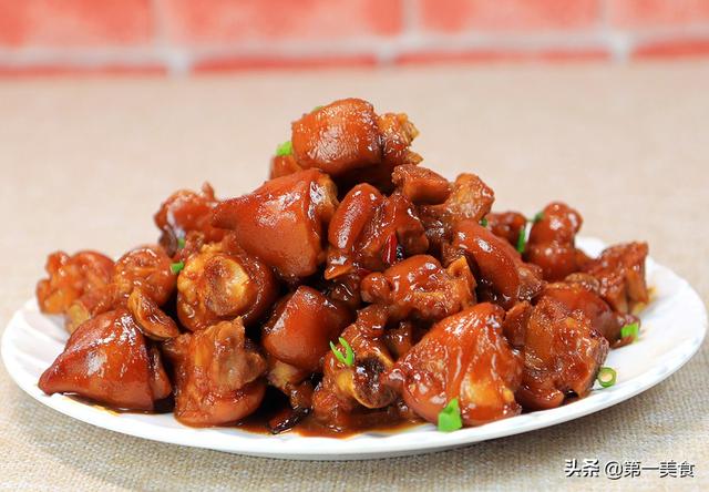 猪爪的做法，猪蹄的做法大全家常做法（厨师长教你秘制做法）