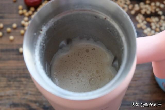 每天一杯豆浆一个月后，每天一杯豆浆一个月后的变化（一个多月减8斤体重）