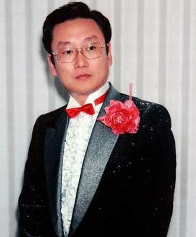 李双江年薪多少，李双江年薪多少 视频（跌落的口碑到底是回不去了）