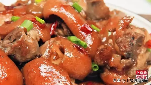 猪蹄怎么炖好吃，清汤猪蹄怎么炖好吃（猪蹄学会这样炖）