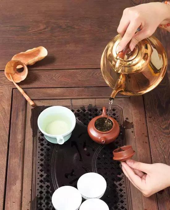 正确的茶道流程顺序，正确的茶道流程顺序翻杯（茶道全流程，可以看一看）
