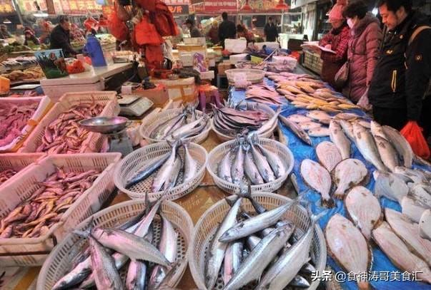 青岛特色美食有哪些，青岛十大特色小吃（吃遍青岛特色美食小吃）