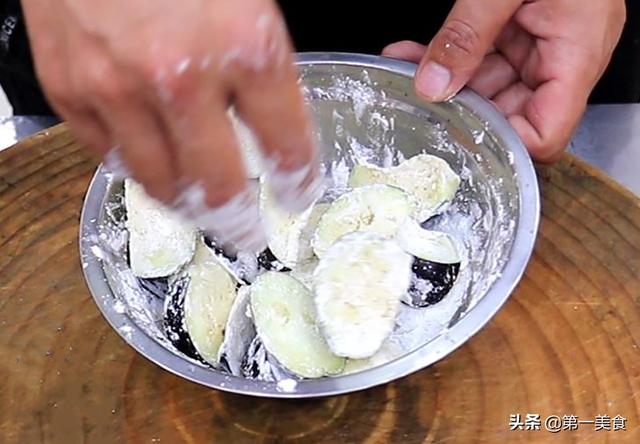 地三鲜怎么做好吃，如何做美味地三鲜（怎么做地三鲜健康不吸油）