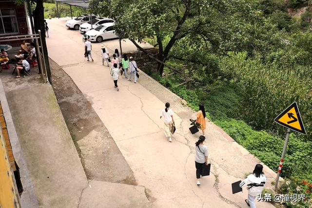 太行大峡谷自驾游线路，太行大峡谷自驾游线路攻略（在农家吃午饭四个菜花费120元）