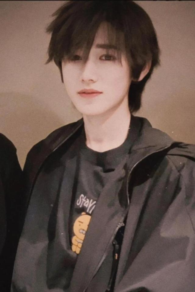 宋亚轩是什么星座，宋亚轩是什么星座什么血型（时代少年团成员各自气质是什么类型的）